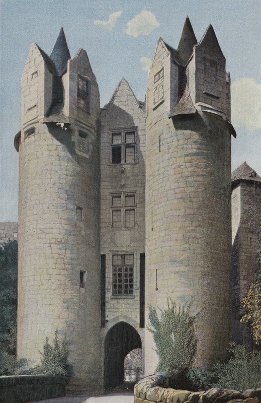 Montreuil-Bellay, Chateau-Vieux, Le Grand Chatelet autorstwa French Photographer