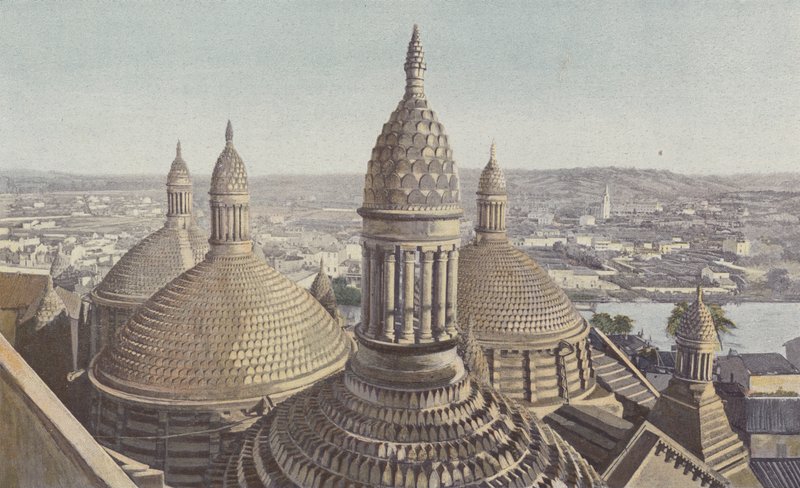 Perigueux, Katedra Saint-Front, Kopuły widziane z dzwonnicy autorstwa French Photographer