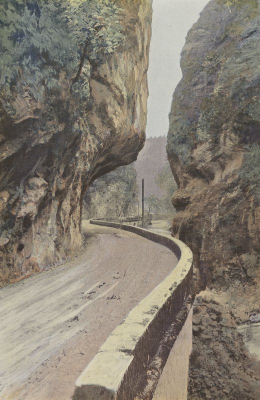 Trasa Grande Chartreuse, Le Desert autorstwa French Photographer