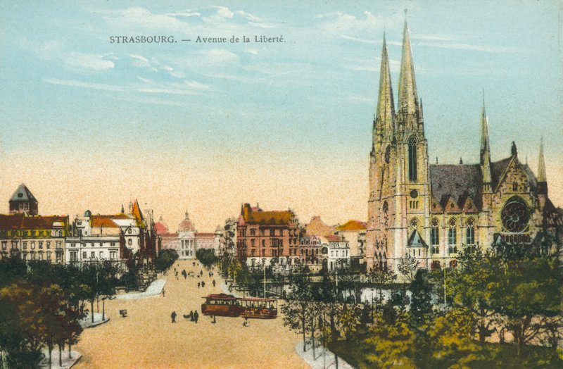 Strasburg: Avenue de la Liberte (zdjęcie kolorowe) autorstwa French Photographer