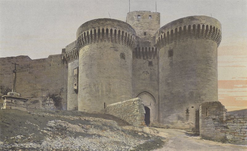 Villeneuve-les-Avignon, Zamek (Fort Saint-Andre), Przegląd autorstwa French Photographer