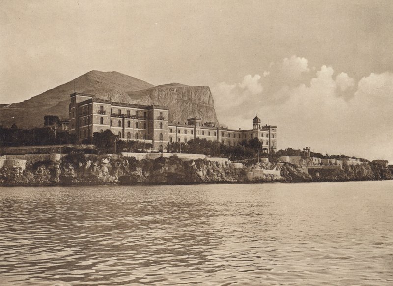 Sycylia / Sycylia: Villa Igea (zdjęcie czarno-białe) autorstwa Italian Photographer