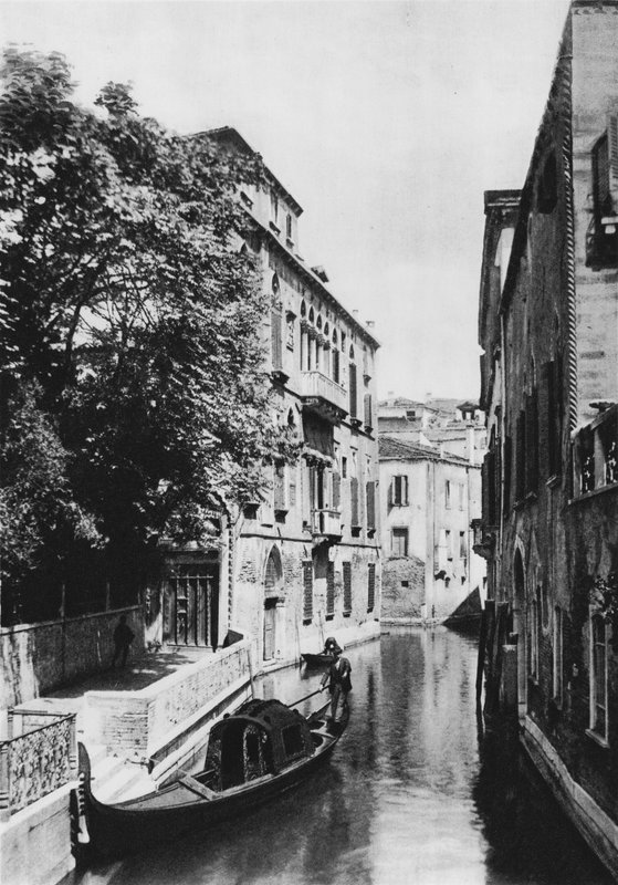 Venezia, Palazzo Van-Axel (zdjęcie czarno-białe) autorstwa Italian Photographer