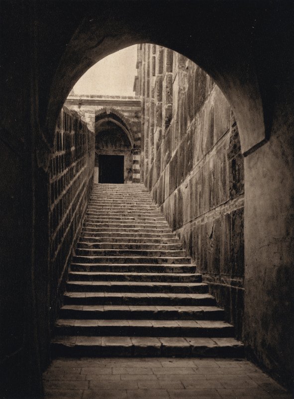 Hebron, Haram, Schody (zdjęcie czarno-białe) autorstwa Karl Grober