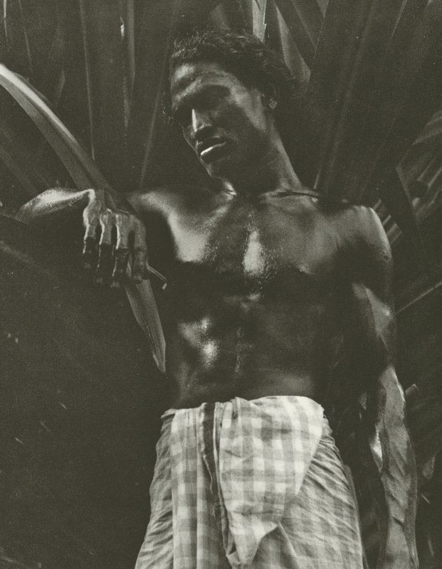 Nudny (czarno-białe zdjęcie) autorstwa Lionel Wendt