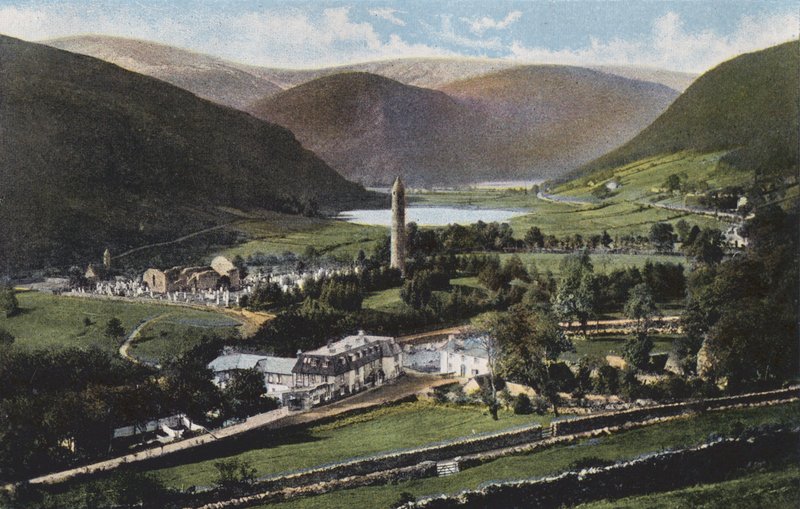 Irlandia: Glendalough, hrabstwo Wicklow (kolorowe zdjęcie) autorstwa Photographer Irish