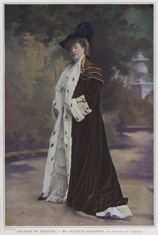 Juliette Darcourt, francuska aktorka (zdjęcie kolorowe) autorstwa Reutlinger Studio
